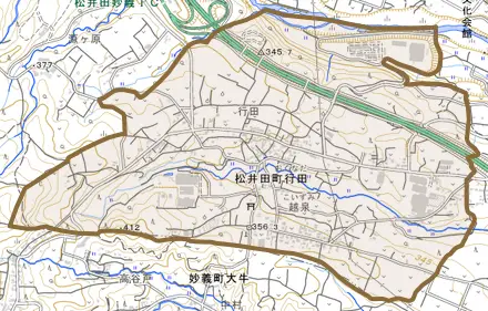 松井田町行田とその周辺の地図。町の範囲を重ねている