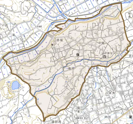 嶺とその周辺の地図。町の範囲を重ねている