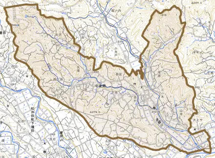 中後閑とその周辺の地図。町の範囲を重ねている