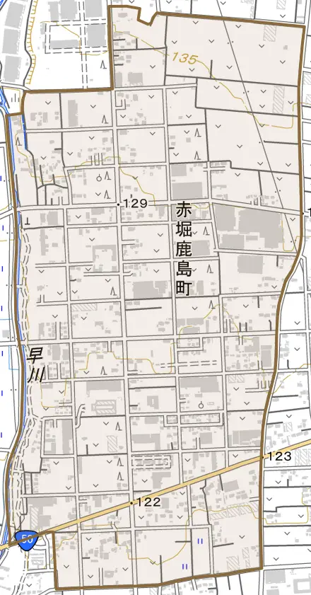 赤堀鹿島町とその周辺の地図。町の範囲を重ねている