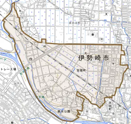 安堀町とその周辺の地図。町の範囲を重ねている