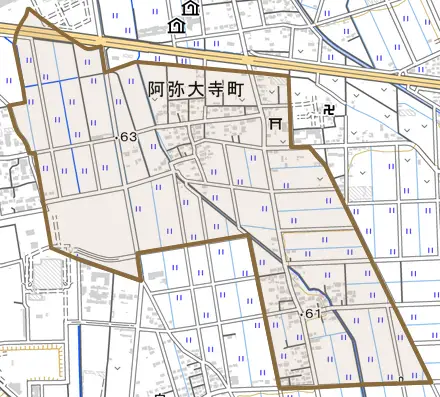 阿弥大寺町とその周辺の地図。町の範囲を重ねている