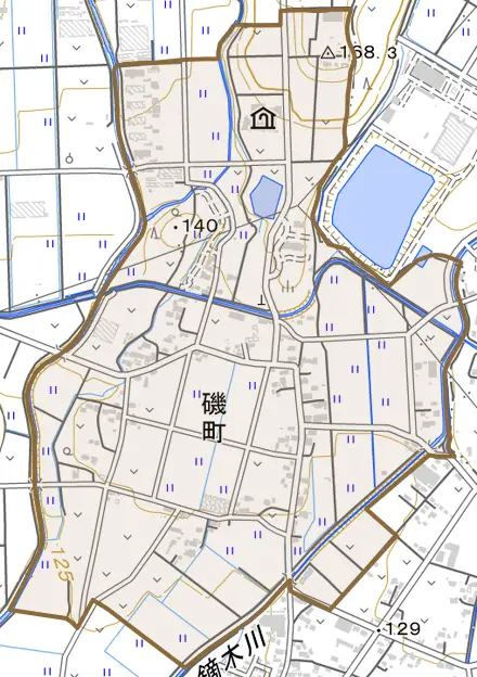 磯町とその周辺の地図。町の範囲を重ねている