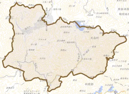 大字戸倉とその周辺の地図。町の範囲を重ねている