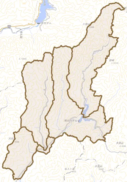 梅田町とその周辺の地図。町の範囲を重ねている