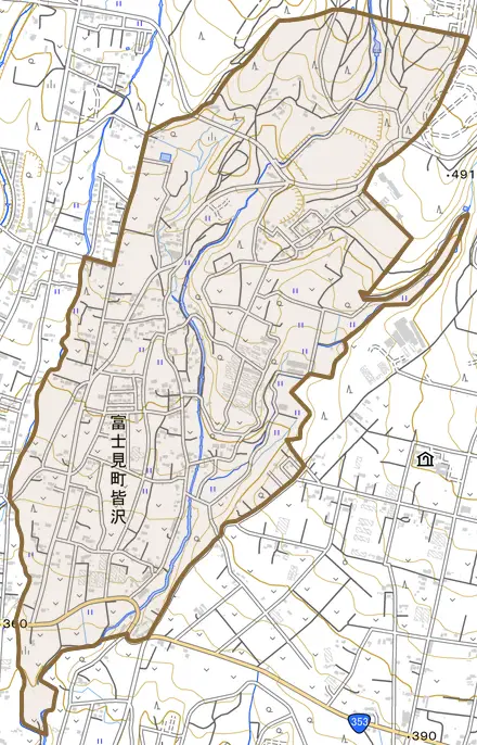 富士見町皆沢とその周辺の地図。町の範囲を重ねている