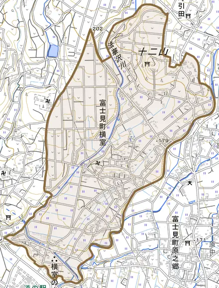 富士見町横室とその周辺の地図。町の範囲を重ねている