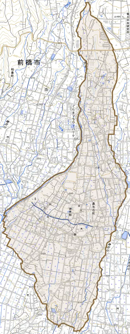 鼻毛石町とその周辺の地図。町の範囲を重ねている