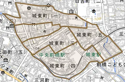 城東町とその周辺の地図。町の範囲を重ねている