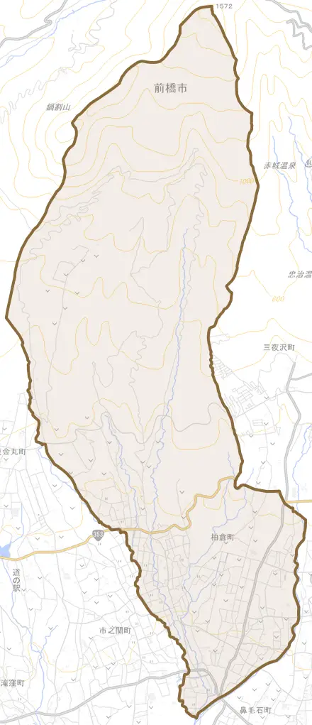 柏倉町とその周辺の地図。町の範囲を重ねている