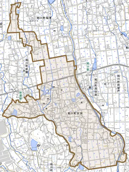粕川町女渕とその周辺の地図。町の範囲を重ねている