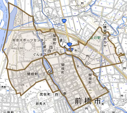 関根町とその周辺の地図。町の範囲を重ねている