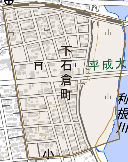 下石倉町とその周辺の地図。町の範囲を重ねている