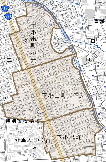 下小出町とその周辺の地図。町の範囲を重ねている