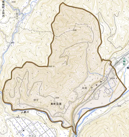 東町荻原とその周辺の地図。町の範囲を重ねている