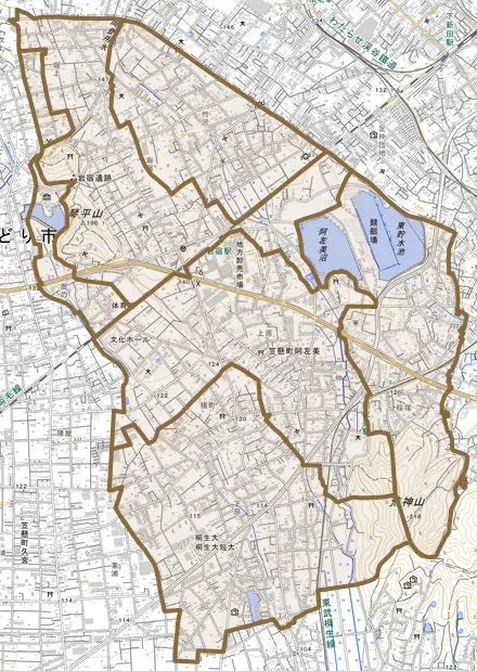 笠懸町阿左美とその周辺の地図。町の範囲を重ねている