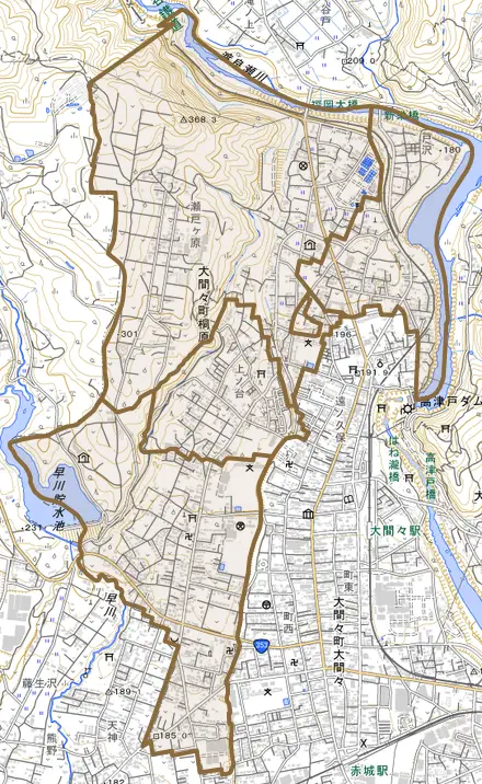 大間々町桐原とその周辺の地図。町の範囲を重ねている