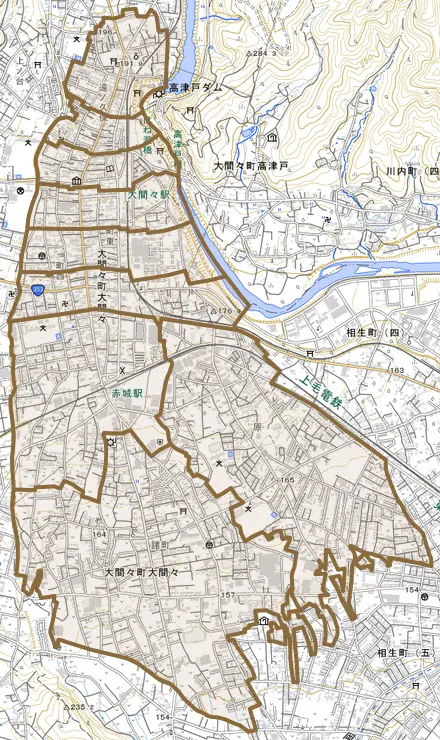 大間々町大間々とその周辺の地図。町の範囲を重ねている