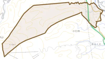 川上とその周辺の地図。町の範囲を重ねている