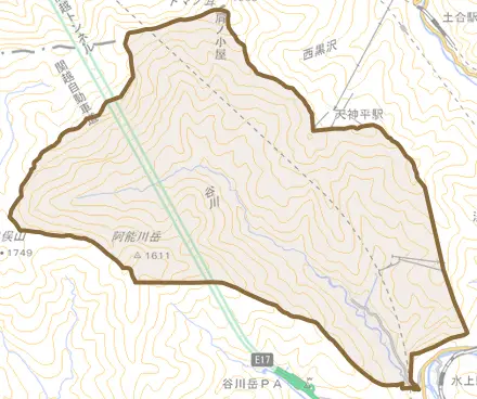 谷川とその周辺の地図。町の範囲を重ねている