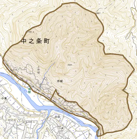 大字市城とその周辺の地図。町の範囲を重ねている