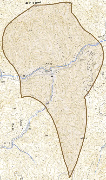 大字大日向とその周辺の地図。町の範囲を重ねている