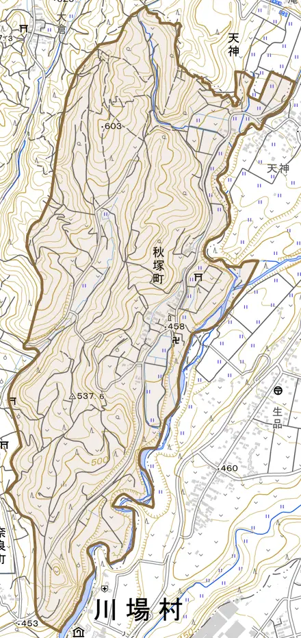 秋塚町とその周辺の地図。町の範囲を重ねている