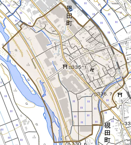 恩田町とその周辺の地図。町の範囲を重ねている