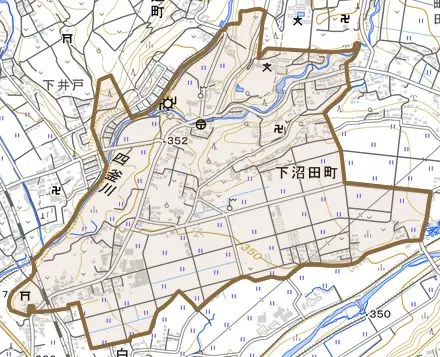 下沼田町とその周辺の地図。町の範囲を重ねている