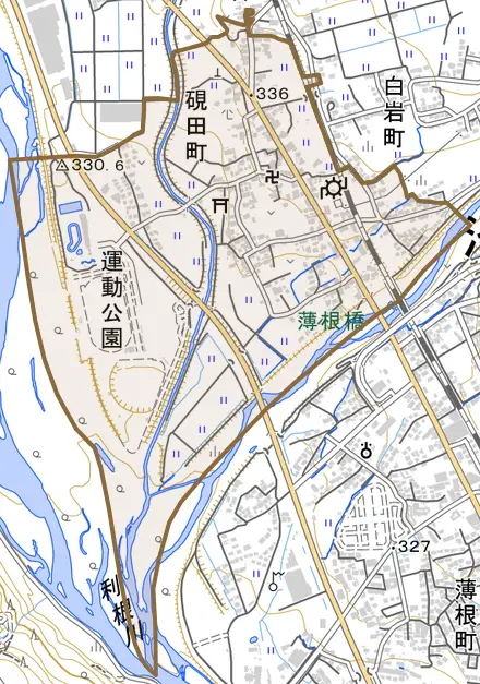 硯田町とその周辺の地図。町の範囲を重ねている