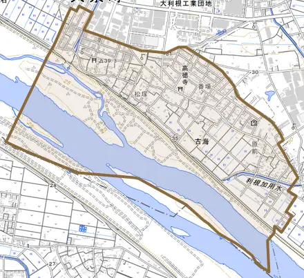 大字古海とその周辺の地図。町の範囲を重ねている