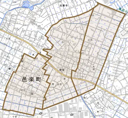 大字狸塚とその周辺の地図。町の範囲を重ねている