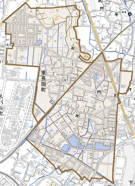 東長岡町とその周辺の地図。町の範囲を重ねている