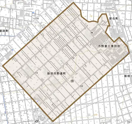 新田市野倉町とその周辺の地図。町の範囲を重ねている