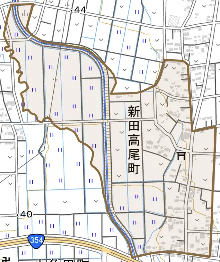 新田高尾町とその周辺の地図。町の範囲を重ねている