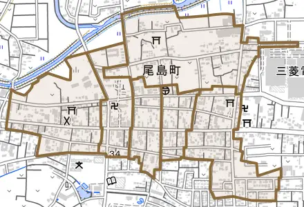 尾島町とその周辺の地図。町の範囲を重ねている