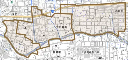 下田島町とその周辺の地図。町の範囲を重ねている