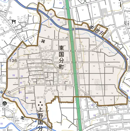 東国分町とその周辺の地図。町の範囲を重ねている