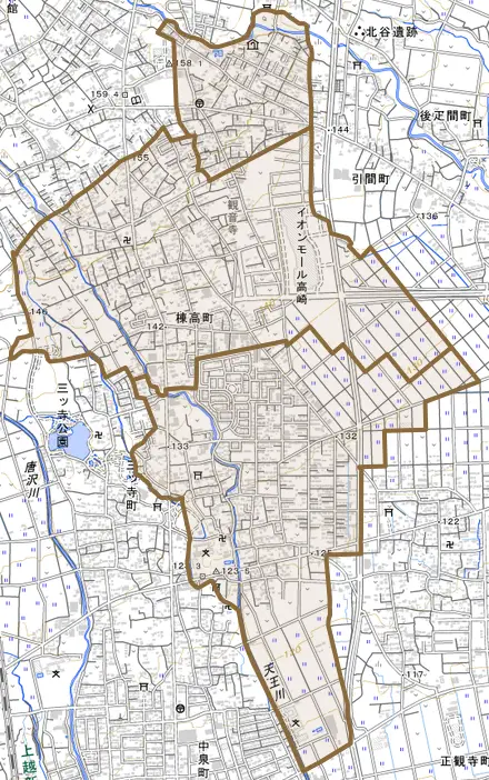 棟高町とその周辺の地図。町の範囲を重ねている