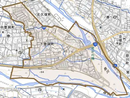 下豊岡町とその周辺の地図。町の範囲を重ねている