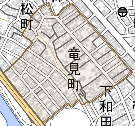 竜見町とその周辺の地図。町の範囲を重ねている