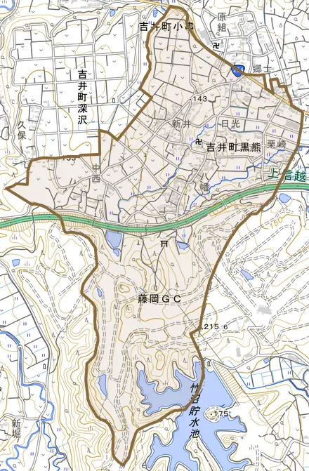 吉井町黒熊とその周辺の地図。町の範囲を重ねている
