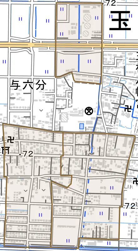 大字上新田とその周辺の地図。町の範囲を重ねている