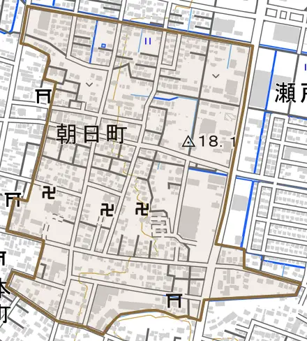 朝日町とその周辺の地図。町の範囲を重ねている
