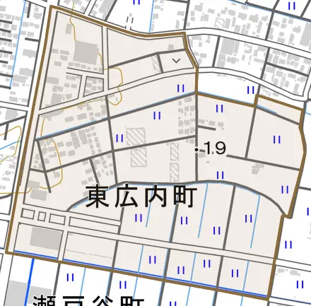 東広内町とその周辺の地図。町の範囲を重ねている