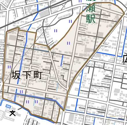 坂下町とその周辺の地図。町の範囲を重ねている