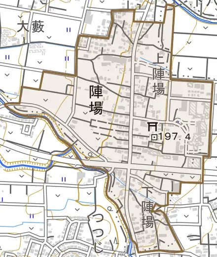 大字陣場とその周辺の地図。町の範囲を重ねている