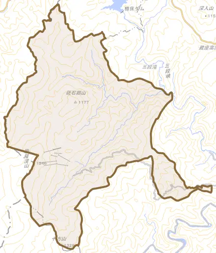 大字横川とその周辺の地図。町の範囲を重ねている