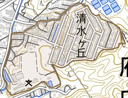 清水ヶ丘とその周辺の地図。町の範囲を重ねている