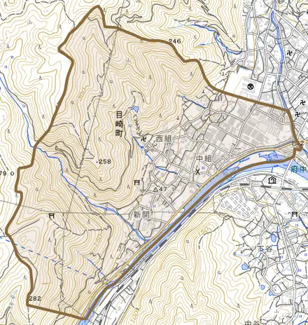 目崎町とその周辺の地図。町の範囲を重ねている
